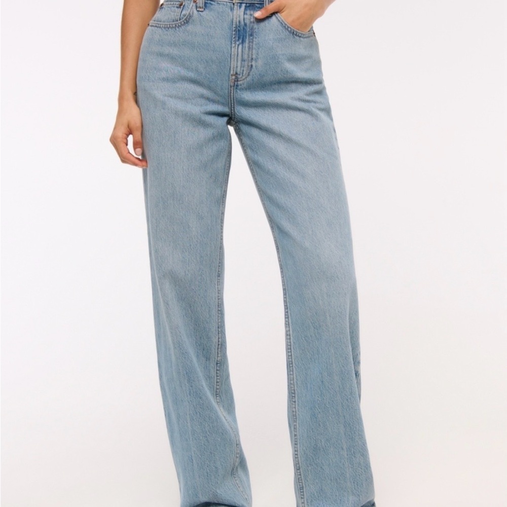 Abercrombie & Fitch High Rise Loose Jean - curve love